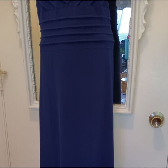 Navy Crisscross Patterned Evening Gown Plus Sz 16 - Beaded Neckline - Picture 9 of 13